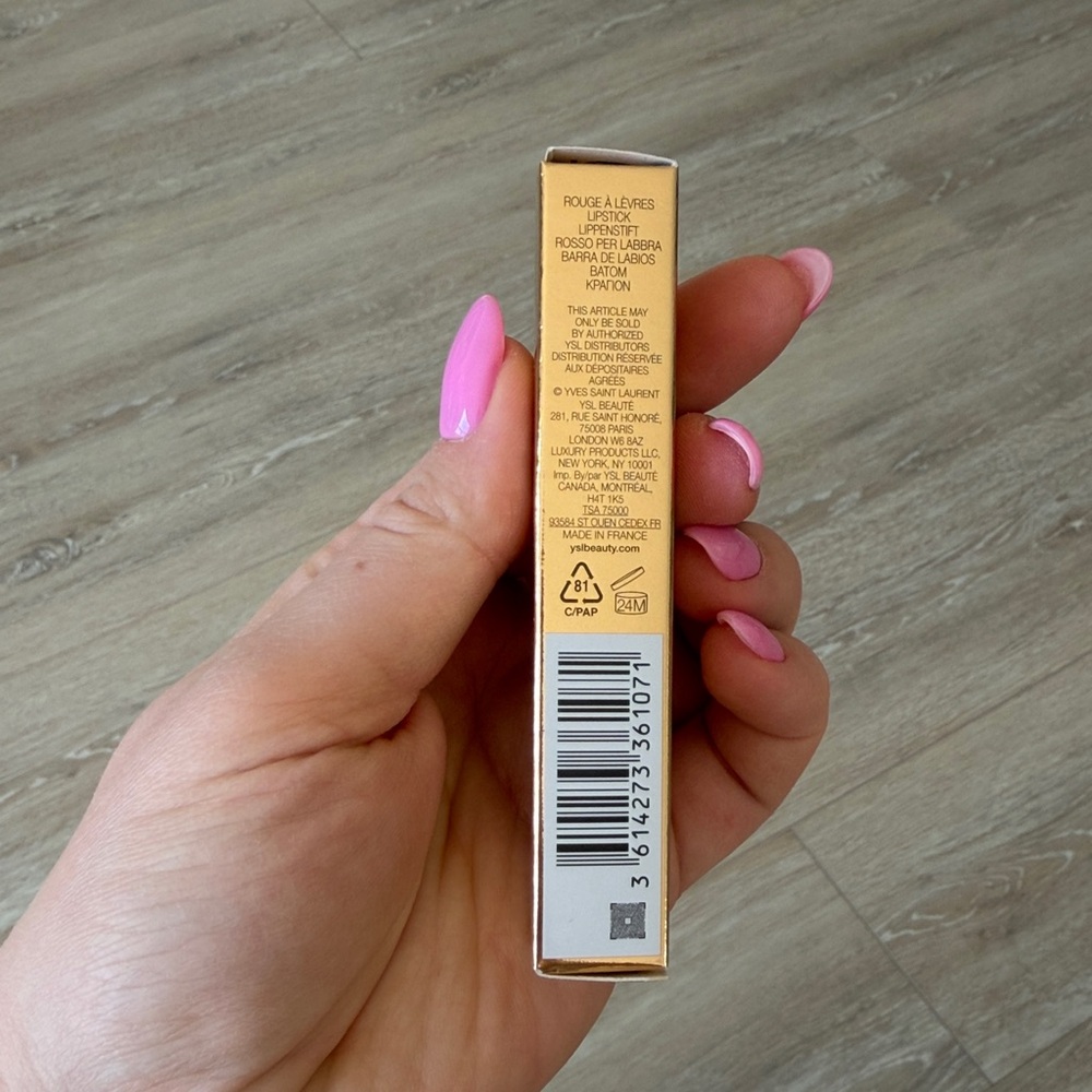 YSL The Slim Velvet Radical Highly Pigmented Velvet Matte Lipstick - 21 - Picture 5 of 5